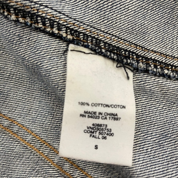 Jean jacket - Picture 5 of 7